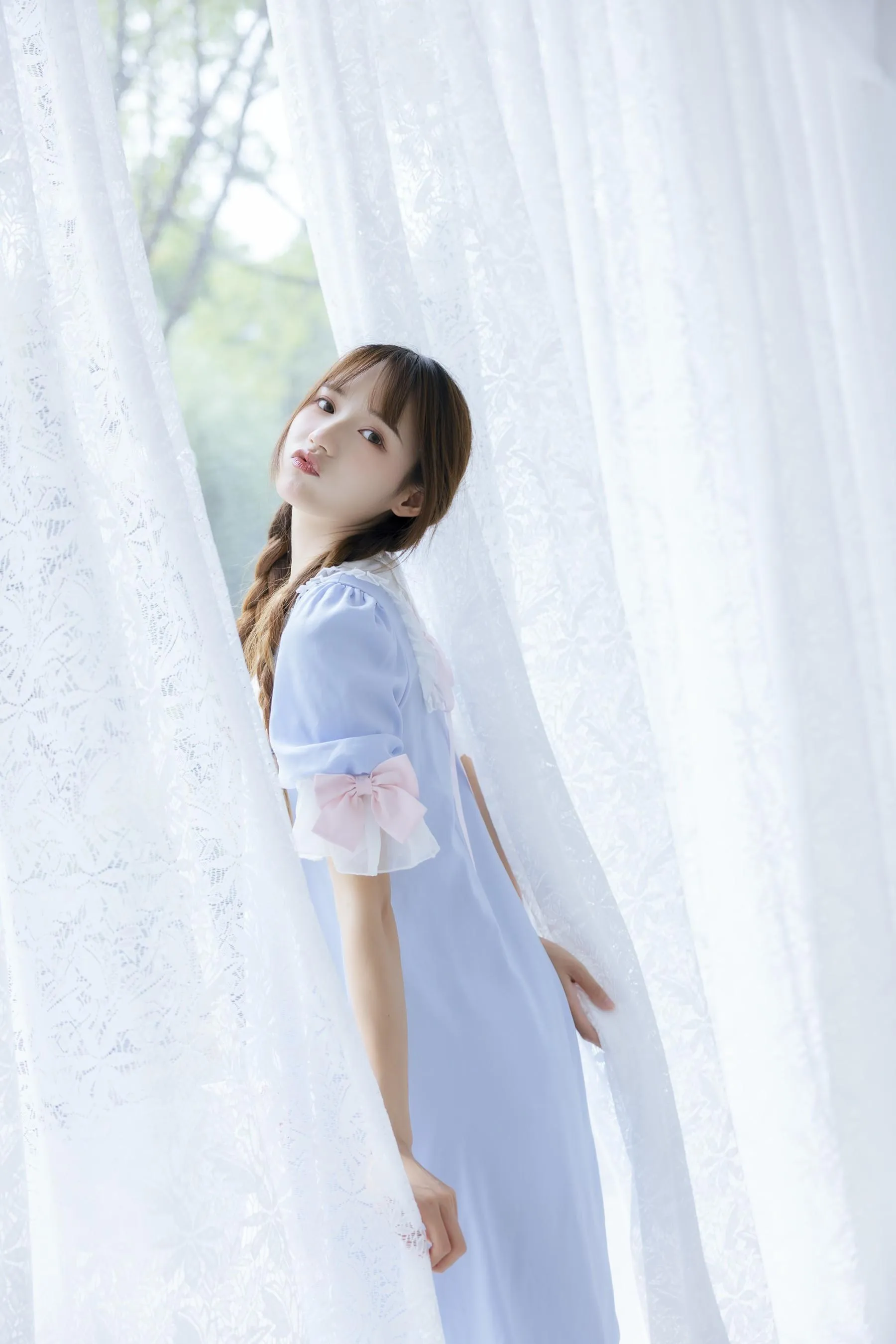 [YITUYU艺图语]2022.08.16 夏日甜美 兔子Zzz不吃胡萝卜 [33P]插图